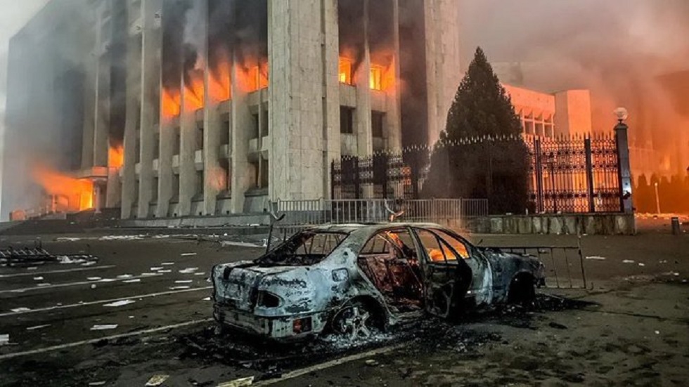 Καζακστάν – Έκρηξη και νέοι πυροβολισμοί κοντά στην κεντρική πλατεία της Αλμάτι