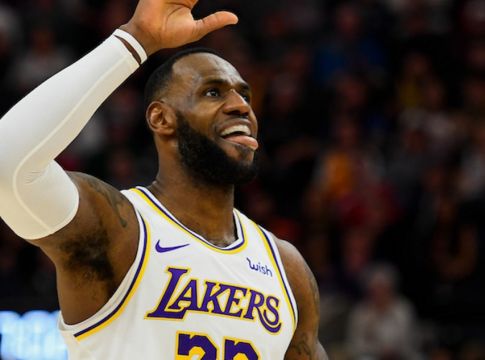 Ο ΛεΜπρόν κράτησε τον λόγο του (vids)