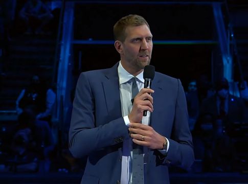 Οι Μάβερικς απέσυραν την φανέλα του Νοβίτσκι (Vids)