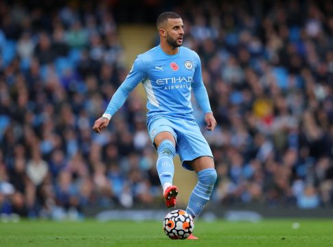 Μάντσεστερ Σίτι: «Καμπάνα» τριών αγωνιστικών στον Γουόκερ στο Champions League