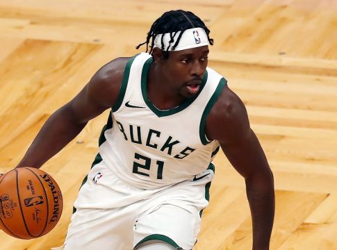 NBA – Στο πρωτόκολλο κορωνοϊού οι Χόλιντει και Γκομπέρ
