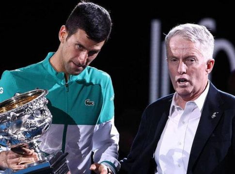 Τίλι – «Θέλω να δω τον Τζόκοβιτς να παίζει στο Australian Open»
