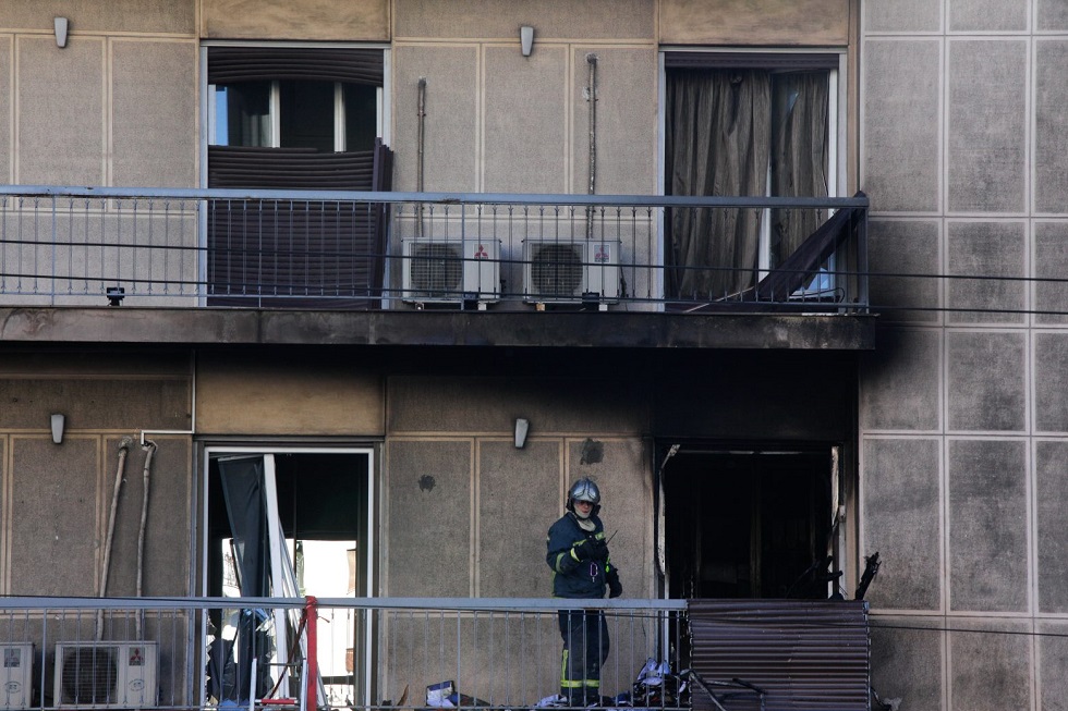 Έκρηξη στη Συγγρού: Παλιά όπλα και 1.400 σφαίρες βρέθηκαν στο σπίτι του 78χρονου