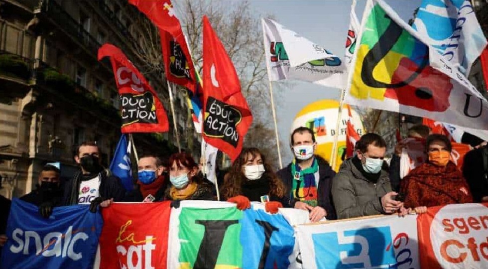 Γαλλία – Μαζικές διαδηλώσεις εκπαιδευτικών κατά της κυβερνητικής στρατηγικής για την Covid-19