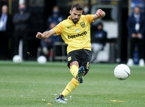 Η εντυπωσιακή επέμβαση του Σαράνοφ στο σουτ του Γκάμα (vid)