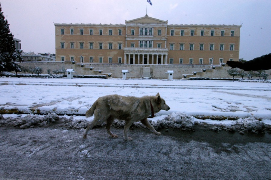 Καιρός – Το διπλό χτύπημα της «Ελπίδας» – Χιόνια στο κέντρο της Αθήνας και… θερμοκρασίες έως -20 βαθμούς Κελσίο