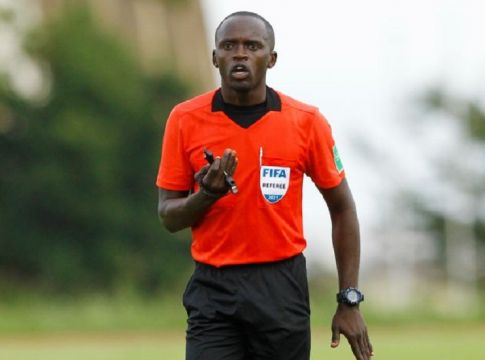 Κόπα Άφρικα: Διαιτητής γίνεται viral με το τρέξιμό του (pic, vids)