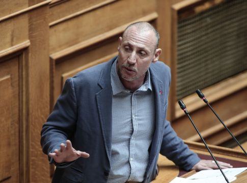 Κλέων Γρηγοριάδης του ΜέΡΑ25: «Η κυβέρνηση να τσακιστεί και να φύγει»