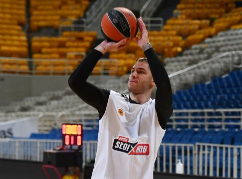 Γιόβιτς: Πήρε το Νο24 και δηλώθηκε στις εγχώριες διοργανώσεις