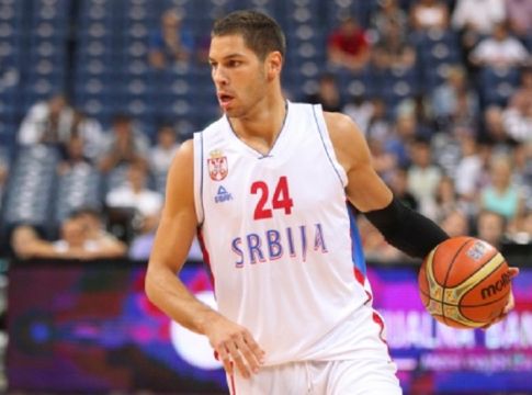 Την ερχόμενη Δευτέρα (10/1) στην Ελλάδα ο Γιόβιτς