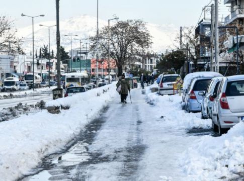 Νέο κύμα κακοκαιρίας τις επόμενες ώρες με χιόνια και στην Αττική – Ποιες περιοχές θα «σαρώσει»