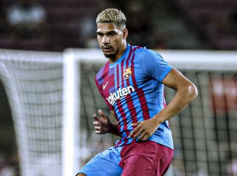 Μπαρτσελόνα – Ο Αραούχο έπαιξε με… δύο βίδες στο χέρι κόντρα στη Ρεάλ! (pics)