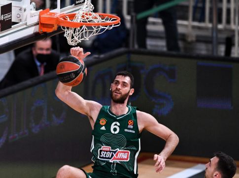 Παπαγιάννης: Στους 10 κορυφαίους ριμπάουντερ του Παναθηναϊκού