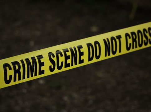 Ανατριχίλα – Εκτέλεσαν με σφαίρα στο κεφάλι τη σύζυγο γνωστού ποδοσφαιριστή