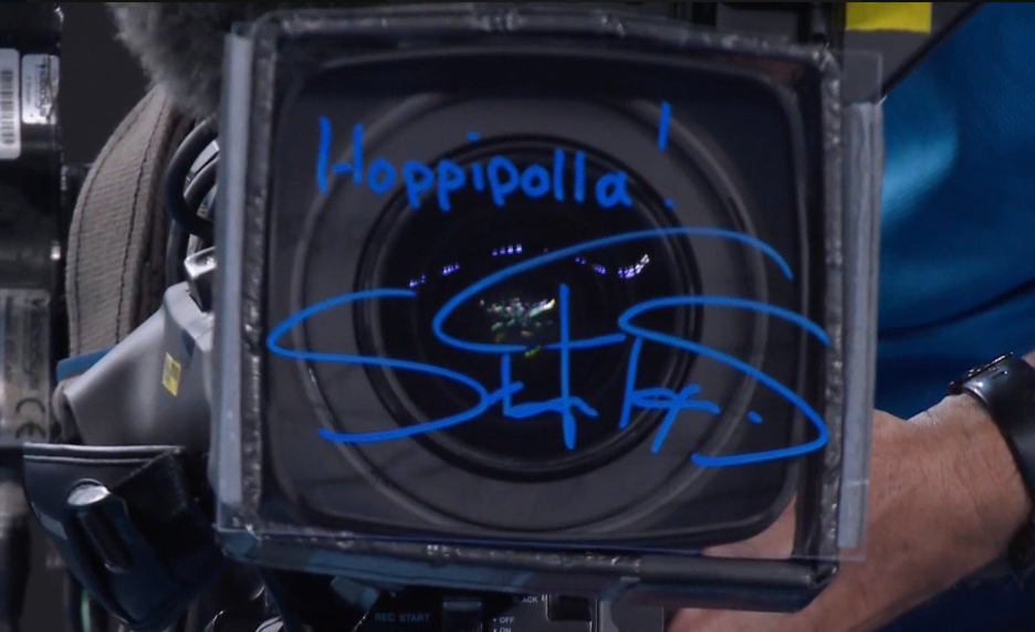 Τι είναι/σημαίνει «Hoppipolla» που υπέγραψε ο Στέφανος Τσιτσιπάς; (Vids)