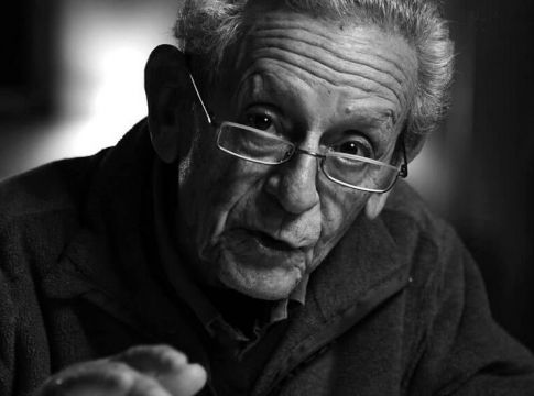 Πέθανε ο Δημήτρης Χαρίτος