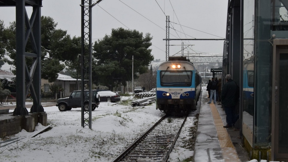 Σύγκρουση τρένων: Επιχείρηση στα χιόνια – Εννέα τραυματίες μεταξύ τους τετράχρονο παιδί