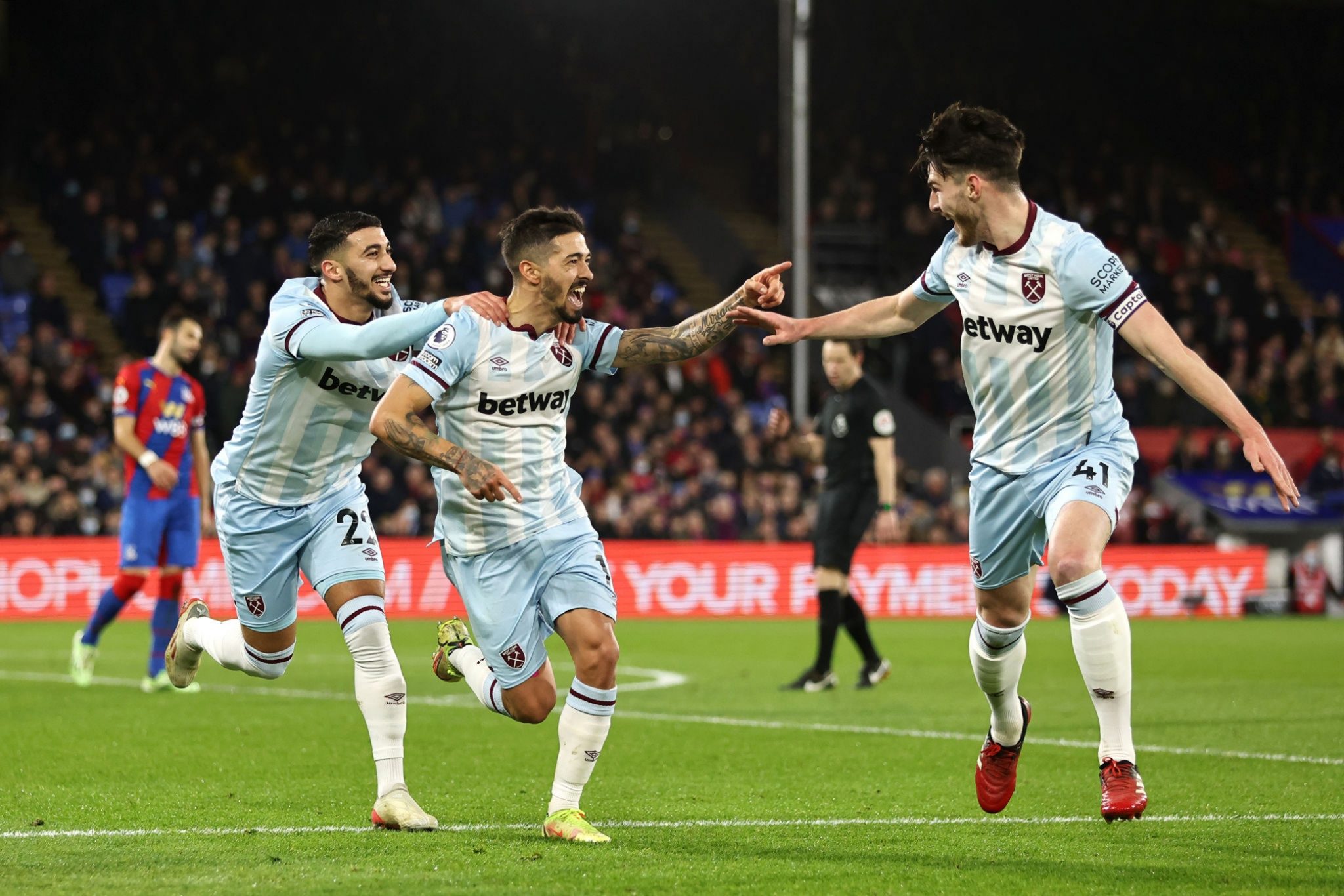 Ματσάρα στο «Selhurst Park» και ξανά σε τροχιά τετράδας η Γουέστ Χαμ (2-3)