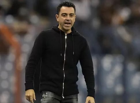 Μπαρτσελόνα – «Ρίχνει» άκυρο σε όλες τις προτάσεις για Ντε Γιόνγκ ο Τσάβι