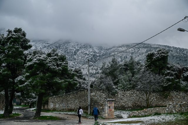 Έκκληση για αποφυγή των μη απαραίτητων μετακινήσεων: Σε επιφυλακές οι Αρχές για την επέλαση της «Ελπίδας»