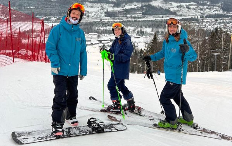 Στο Παγκόσμιο πρωτάθλημα Χειμερινών Αθλημάτων οι Πετράκης (χιονοσανίδα) και Νίκου (αλπικό σκι)