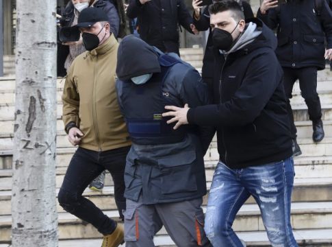 Δολοφονία Άλκη: «Καρφώνει» 21χρονο ο 23χρονος: «Έκανα μ@λ@κί@ – Ξέχασα εκεί το δρεπάνι»