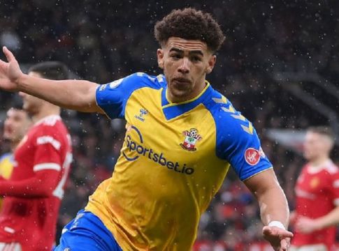 Μυθική ανάρτηση της Σαουθάμπτον μετά την ισοπαλία στο Ολντ Τράφορντ