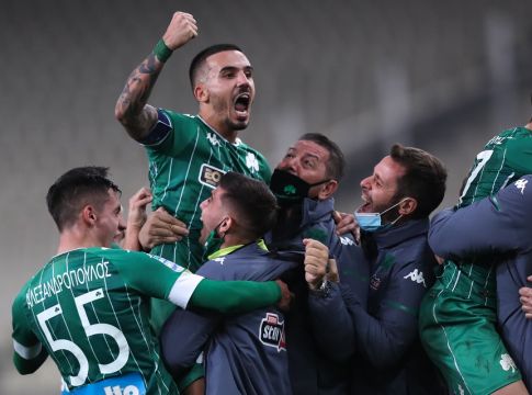 Δημήτρης Κουρμπέλης: Η επιστροφή… (vid)