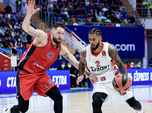 Τι σημαίνει για τον Ολυμπιακό η «αποβολή» των ρωσικών ομάδων από την Ευρωλίγκα