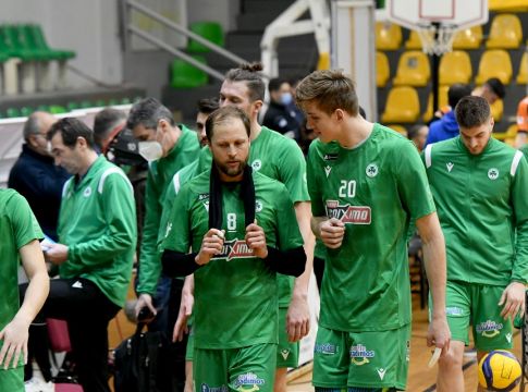 Φώναξαν «Άλκης» οι παίκτες της ομάδας Βόλει του Παναθηναϊκού