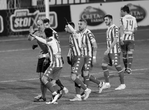 Παναθηναϊκός: Να ζητήσει ξένους διαιτητές σε όλα τα ματς, οι Έλληνες τον έχουν διαλύσει