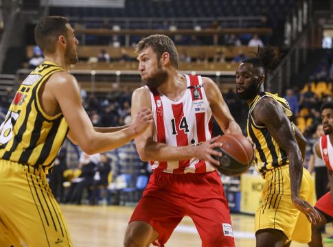 Άρης-Ολυμπιακός 76-87: Ενα «καλό» ημίχρονο και… δύο παίκτες έφταναν (vids)