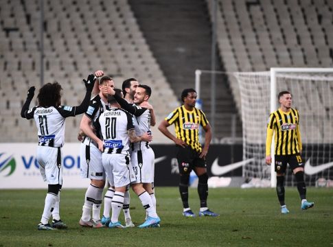 ΑΕΚ – ΠΑΟΚ 1-2: «Πελάτισσα» με όλους τους τρόπους