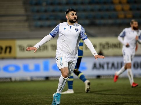 Αστέρας Τρίπολης-Ιωνικός 2-3: «Τρελό» διπλό ο Ιωνικός και… χαμός στα playoffs