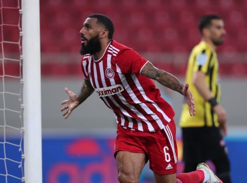 Ο Ολυμπιακός είχε δύο γαλλικά «κλειδιά»