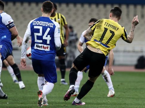 Σκόραρε ο Τσούμπερ για την ΑΕΚ αλλά το γκολ ακυρώθηκε ως οφσάιντ (vid)