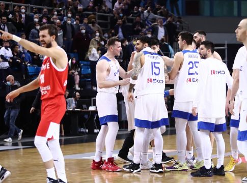 Χωρίς προβλήματα η προπόνηση της Εθνικής στην Τουρκία (vid)