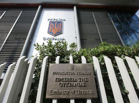 Πόλεμος στην Ουκρανία: «Καλούμε τη διεθνή κοινότητα να δείξει αλληλεγγύη στην Ουκρανία», αναφέρει η ουκρανική πρεσβεία στην Ελλάδα