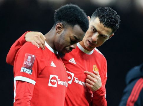 Μάντσεστερ Γιουνάιτεντ: Ο Ελανγκά έπεσε θύμα ρατσιστικής επίθεσης μετά το χαμένο πέναλτι κόντρα στην Μίλντεσμπρο