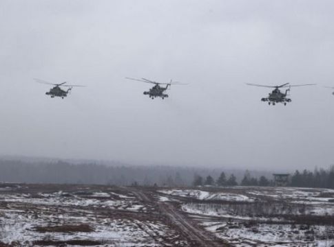 Ουκρανία: Κλιμάκωση της κρίσης – Αντεγκλήσεις Δύσης και Ρωσίας για την εισβολή