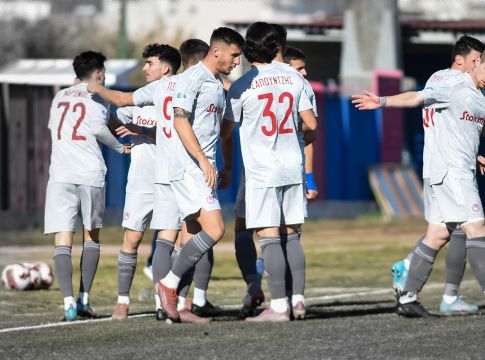 Απαράδεκτες εικόνες στον Βόλο, τεράστια παράπονα ο Ολυμπιακός Β