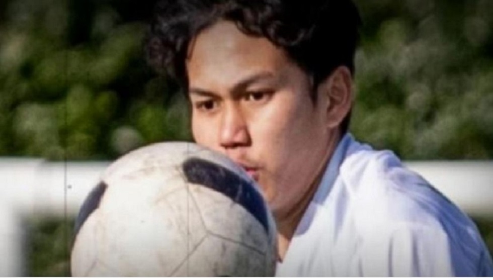 Ατρόμητος: Πήρε νεαρό από την Ινδονησία και «τρέλανε» το Instagram (vid)