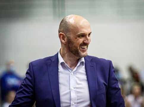 Απίστευτο: Ο τεχνικός της Μπουντιβέλνικ πήγε να φύγει από την Ουκρανία αλλά τον σταμάτησε τανκ!