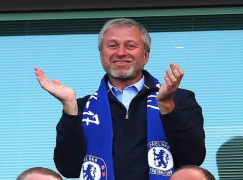 Ρομάν Αμπράμοβιτς: Το αγαπημένο «παιδί» του Πούτιν κουνά μαντήλι και παίρνει μαζί του «ένοχα» μυστικά