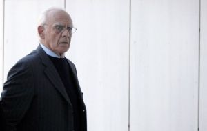 Εξακολουθεί το μυστήριο με τις διαθήκες του Τσοχατζόπουλου: «Η τρίτη θα προκαλέσει σεισμό»