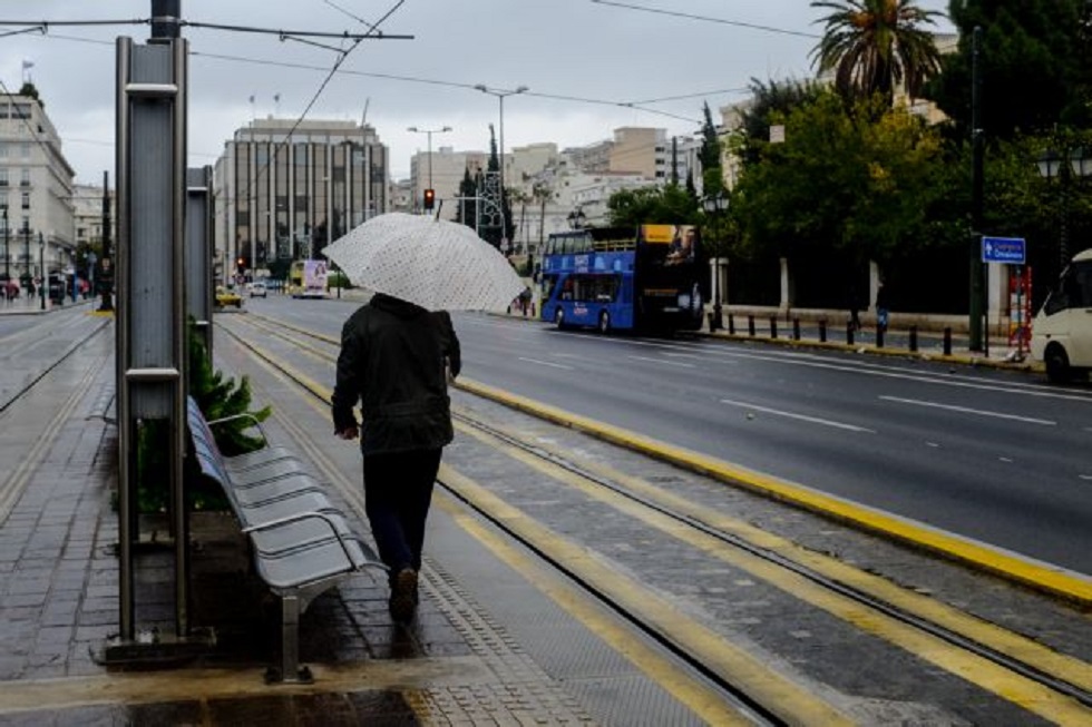 Καιρός: Βροχές και καταιγίδες την Παρασκευή: Δείτε που θα «χτυπήσουν» τα φαινόμενα