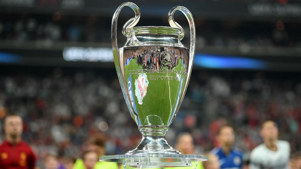 Μπόρις Τζόνσον προς UEFA: «Να μην διεξαχθεί ο τελικός του Champions League στην Ρωσία»