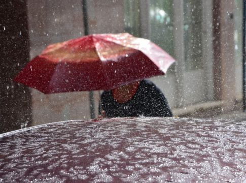 Αγριεύει ο καιρός – Έρχονται βροχές και καταιγίδες – Πού θα έχουμε έντονα φαινόμενα