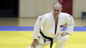 La Fédération internationale de judo limoge Poutine en tant que président d'honneur