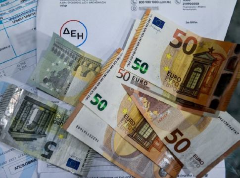 Δικαιούνται την επιδότηση Ιανουαρίου αλλά δεν την «βλέπουν»: Τι συμβαίνει με χιλιάδες λογαριασμούς ρεύματος